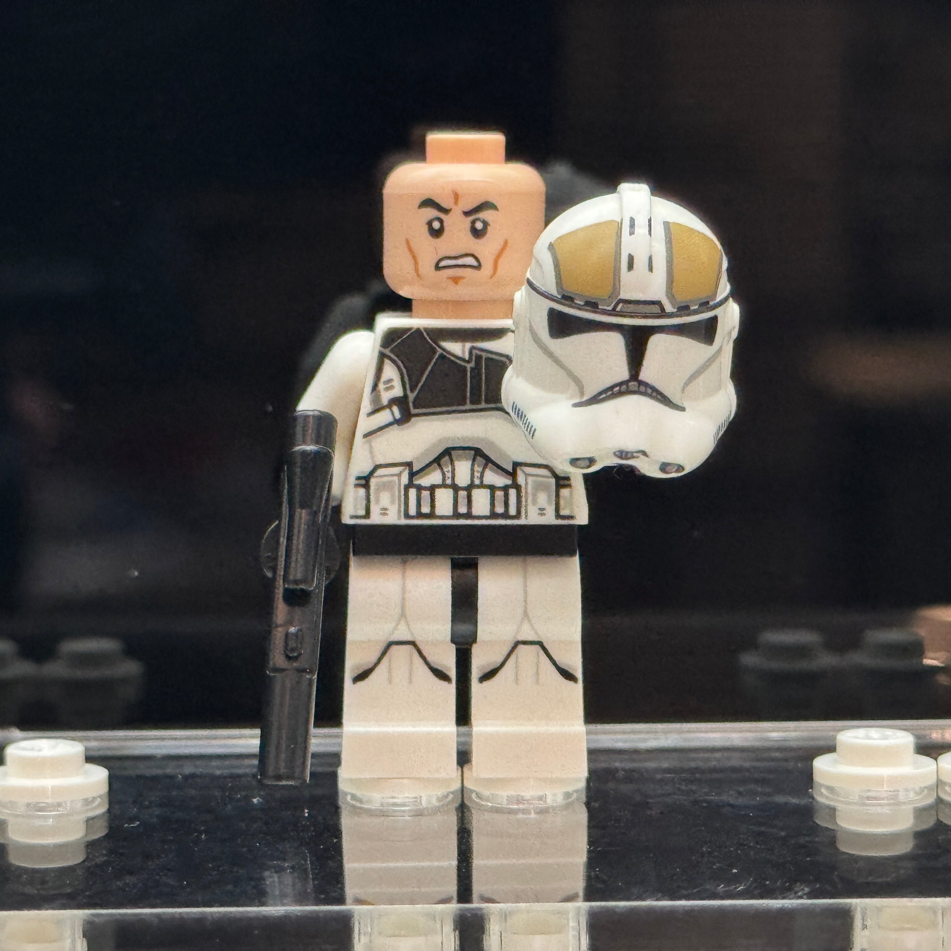 Clone Trooper Gunner (Phase 2) - Scowl